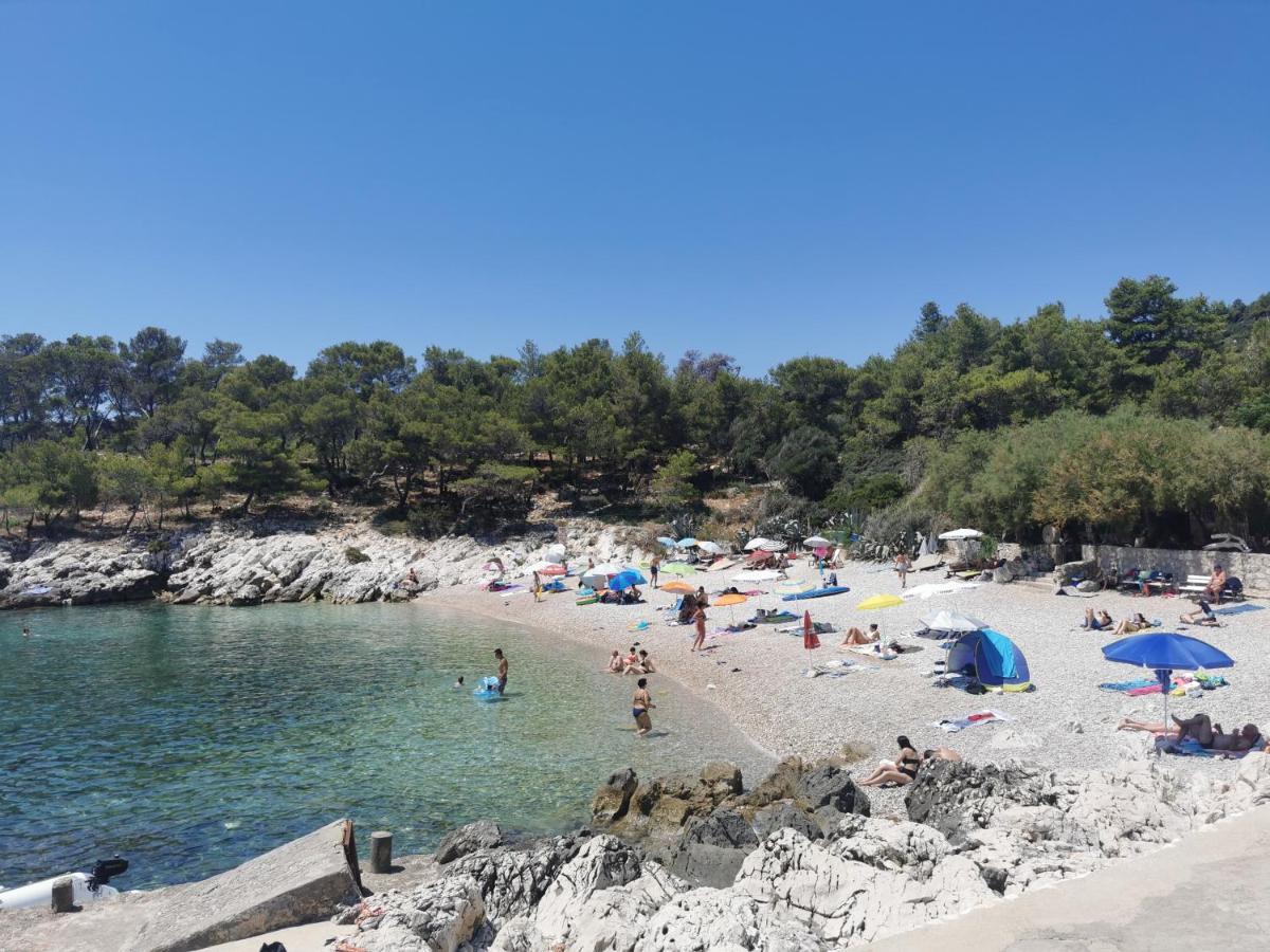 Apartment 'Mimo' In Milna - Hvar Kültér fotó